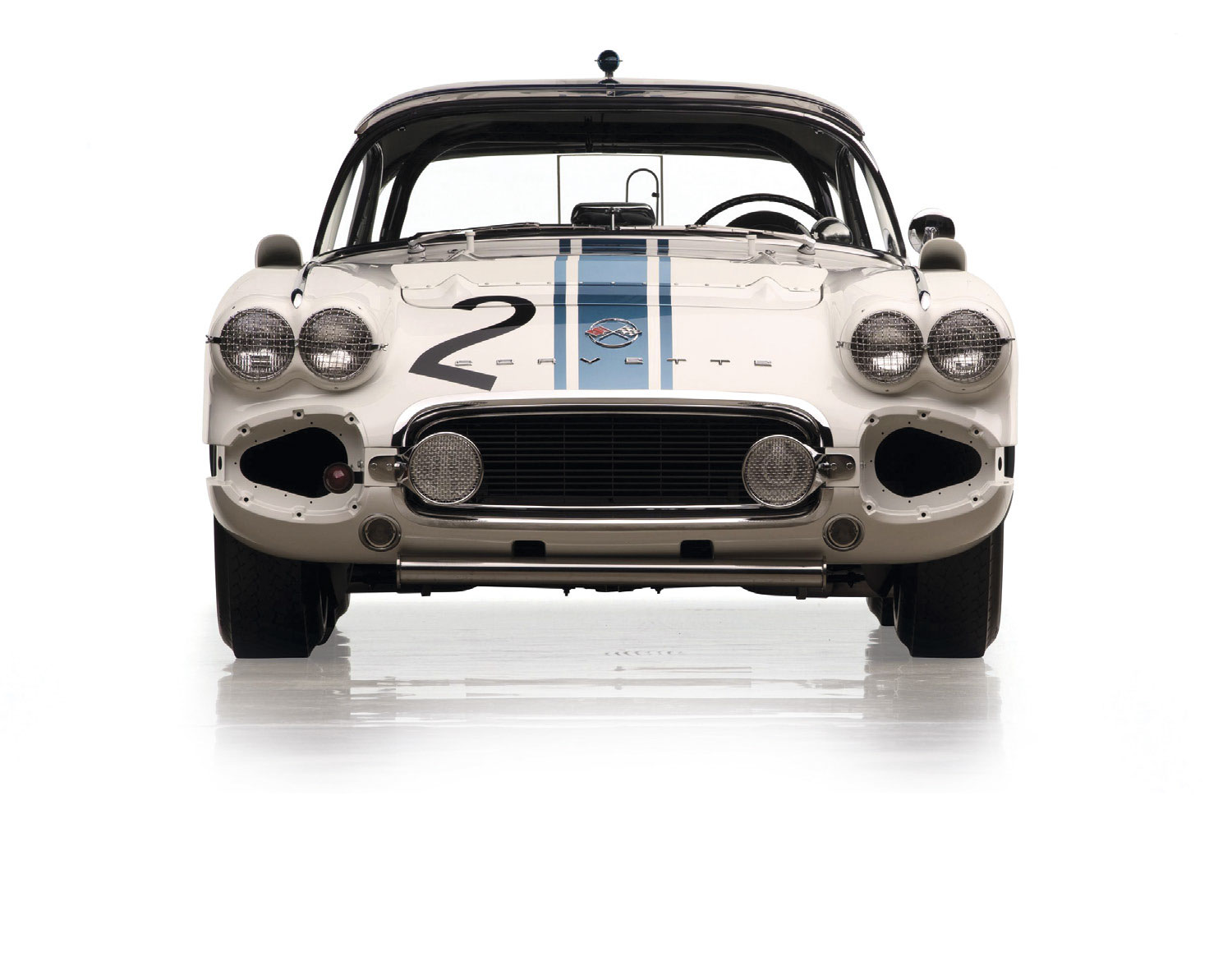1.650.000 USD Chevrolet Corvette 'Gulf Oil' Race Car 1962 - RM-Sotheby's