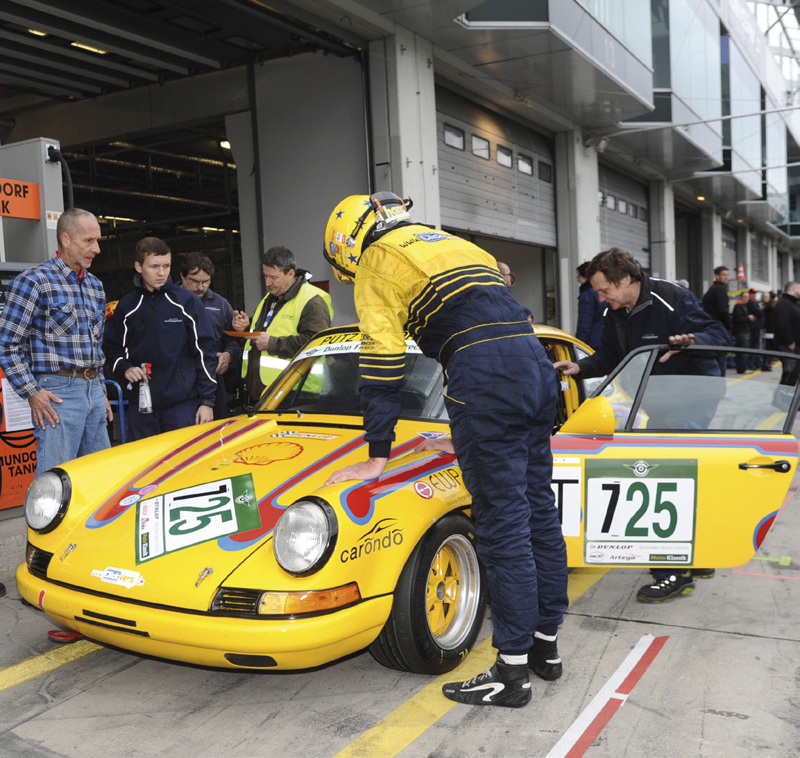 FHR-Gesamtsieger Kersten Jodersten und Marco Schelp auf Porsche 911SR